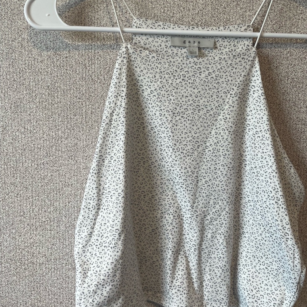 Gaze Cream Asymmetrical Sleeveless Camisole